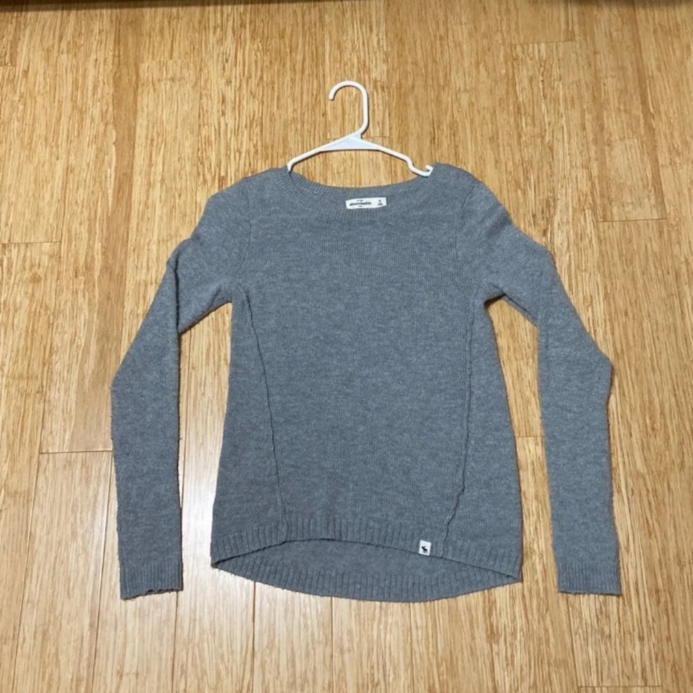 abercrombie kids gray sweater
